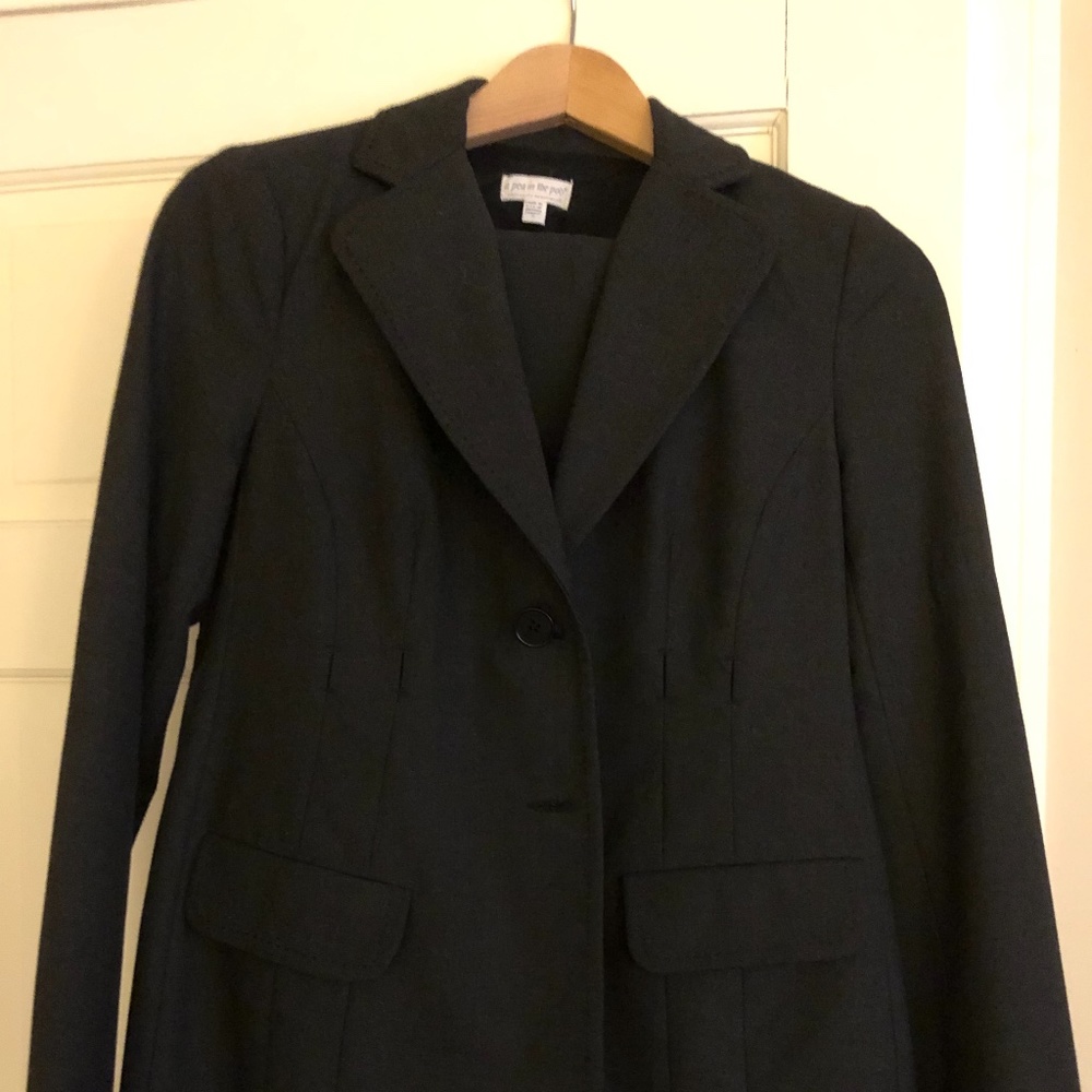 Pea in the Pod Charcoal Grey Maternity Suit (Small)